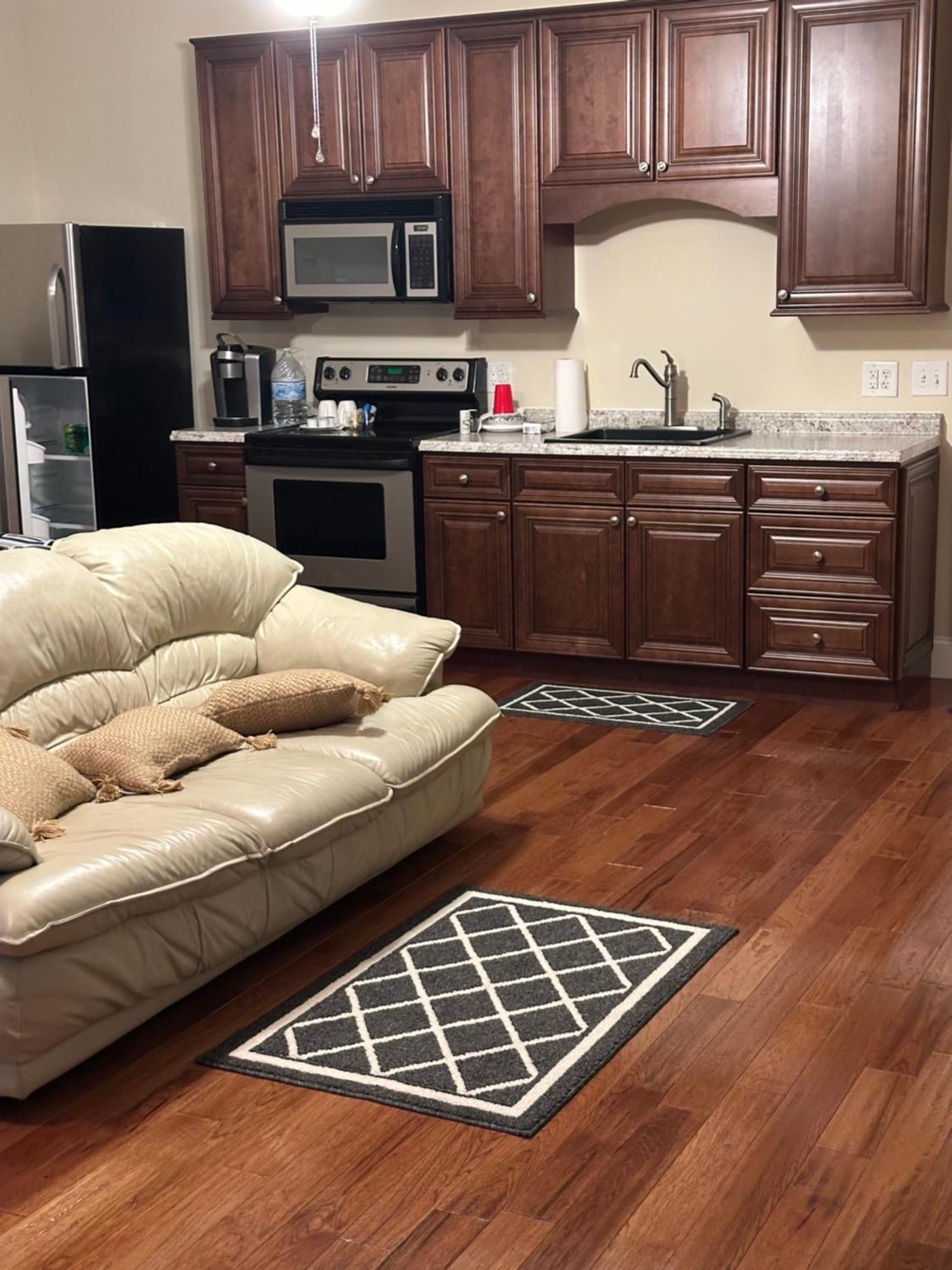 Moorefield Suites Greensboro East McLeansville Екстер'єр фото